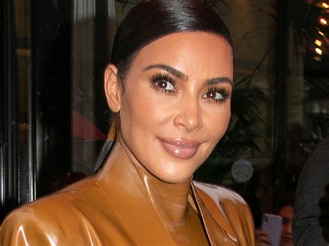kim kardashian s beauty biz reaches billion dollar status with 200m deal