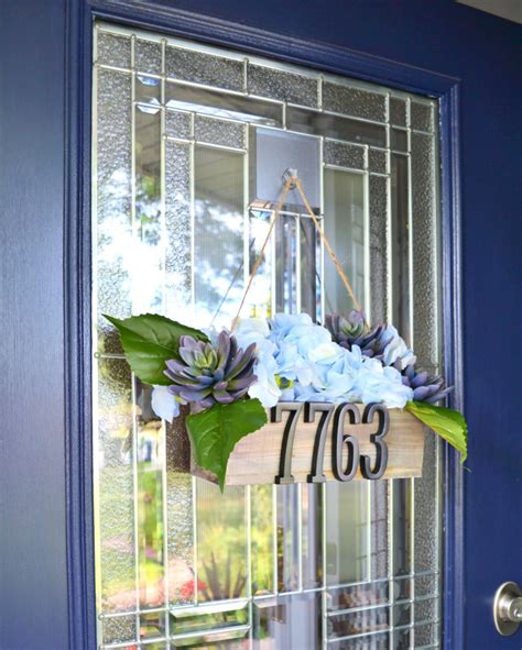 5 Ways To Embrace Summer With Front Door Decor