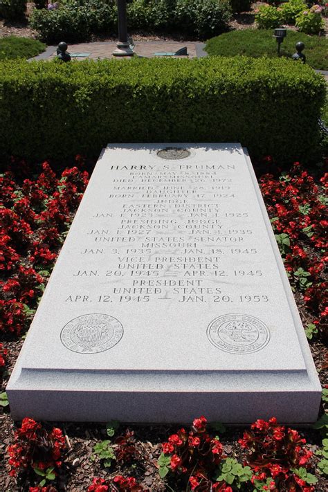 Grave Of President Harry S Truman The Grave Of Harry S T Flickr