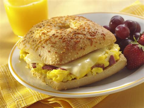 Deli Breakfast Sandwich Recipe Sargento® Foods Incorporated