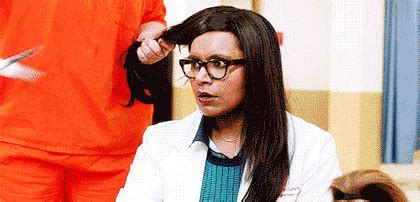 Mindy Kaling Bad Haircut Gif Find Share On Giphy