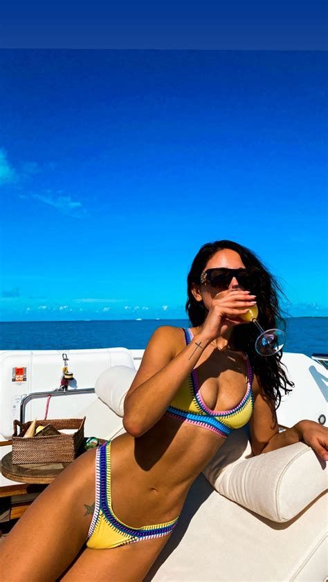 Eiza Gonzalez Bikini Drunkenstepfather Com