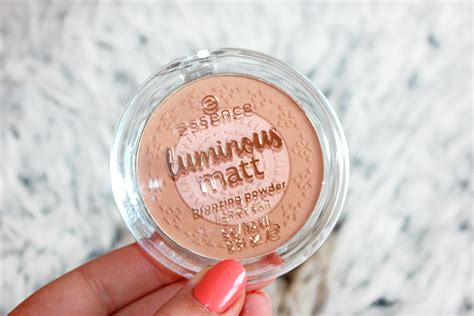 Great savings free delivery / collection on many items. New Essence Luminous Matt Bronzing Powder | Review | Eline ...