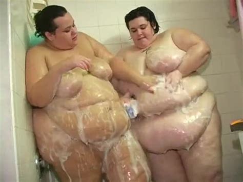 Gigantic Women Shower Together Bbw Porn