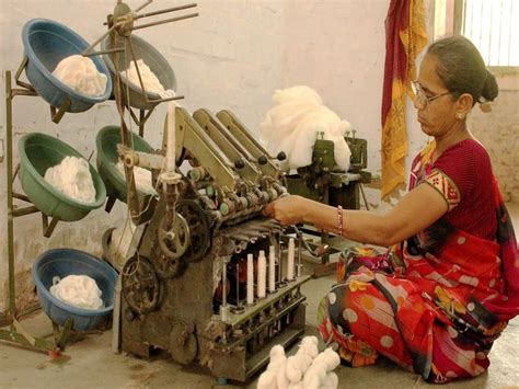 Hand Spinning Of Organic Cotton Yarn By Indian Women Organic