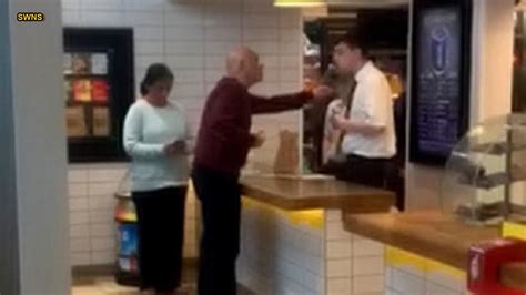Vegetarian Mcdonalds Customer Yells At Staff After They Serve Him Meat