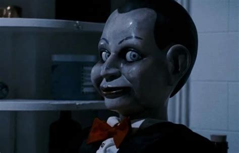 Creepy Old Ventriloquist Doll Comes Alive On Video Mundo Seriex