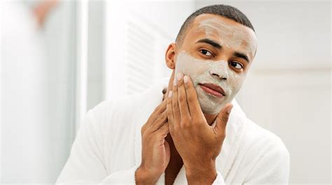 How To Use A Face Mask Instructions To Apply And Remove