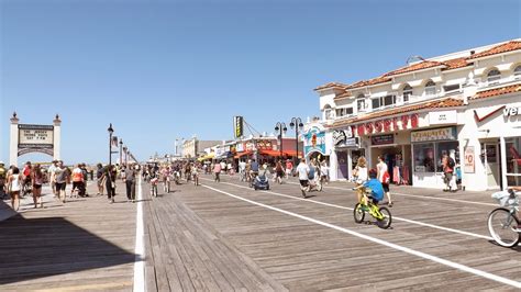 Ocean City Boardwalk New Jersey Touristang Pobre
