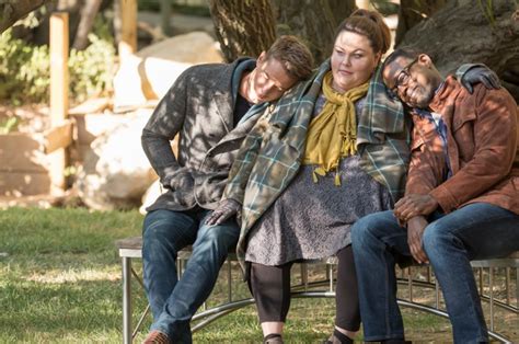 We see tess in the season 3 allusions to the rebecca in the hospital on her deathbed, and kate's son is, of course. 'This is us': uma série que constrói seus conflitos sem ...