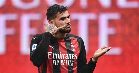 Cuenta oficial de theo hernández. AC Mailand: Ist Theo Hernández der beste Linksverteidiger ...