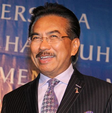 Malaysians Must Know The TRUTH MUSA TO ATTRACT INVESTORS TO SABAH