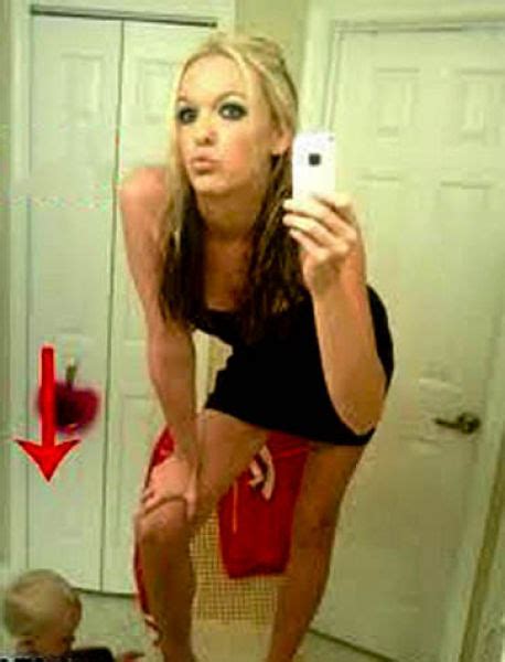 Get the tips you need to deal with these common single mom problems that cause fear and anxiety. Mom Selfies from Some of the Worst Moms Ever (34 pics ...