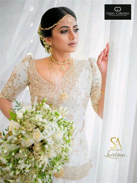 Morden Kandyan Bride Bridal Outfits Bride Bridesmaid Saree