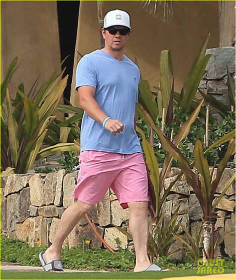 Mark Wahlberg Flaunts Poolside Pda With Wife Rhea Durham Photo 3328448 Bikini Mark Wahlberg