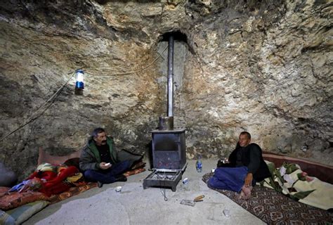 Palestinian Cave Dwellers Worry Over Israeli Settler Incursions Egypt