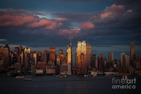 New York Skyline At Sunset Photograph By George Garbeck