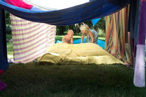 Backyard Blanket Tent Living Room Fort