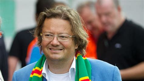 Een vierwieler met falcon wings (zie video coucke is lid van een de zoute automobile club. Marc Coucke: "Nog minstens één versterking" | Oostende ...