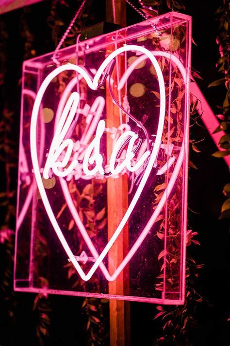 27 Neon Wedding Signs To Brighten Up Your Reception