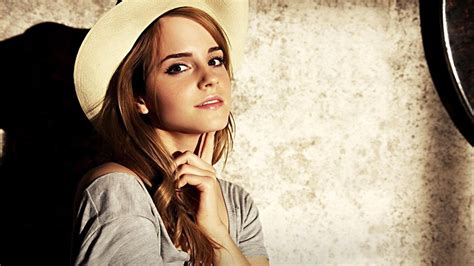 Celebrity Hat Millinery Emma Watson Brown Eyes Wavy Hair Actress