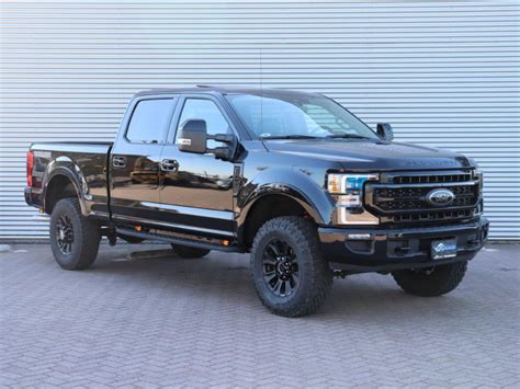 A slight shaking movement in a person's body, especially because of nervousness or excitement…. Ford USA F-250 LARIAT SPORT TREMOR 6.7L V8 2020 ...