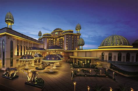 Located in bandar sunway, sunway pyramid hotel is a short walk from sunway pyramid. Sunway Pyramid in Kuala Lumpur - Petaling Jaya Shopping