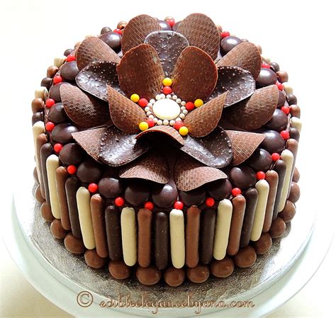 Maybe you would like to learn more about one of these? Super Enticing and Amazingly Designed Chocolate Cakes ...