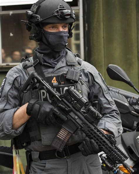 Uk Armed Police Ukarmedpolice • Instagram Photos And Videos