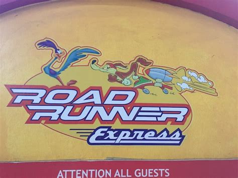 Roadrunner Express Six Flags Magic Mountain Review Incrediblecoasters