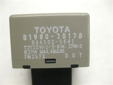 Toyota Camry Lexus Is Turn Signal Flasher Relay Oem
