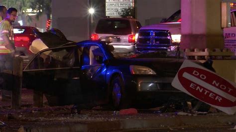 Car Splits In Half In Horrific Deadly Wreck In Southwest Houston Gambaran