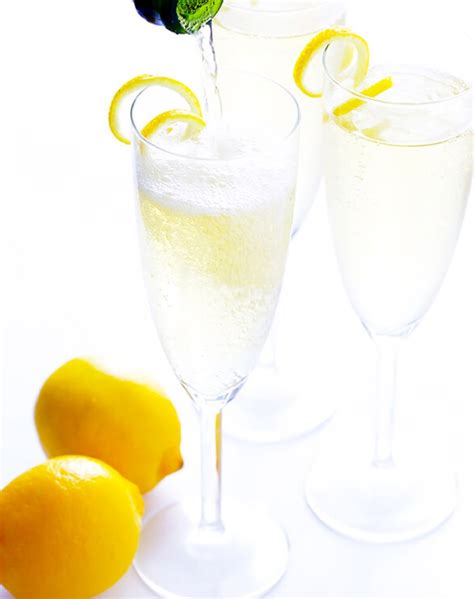 15 Easy Cocktail Recipes You Can Make At Home Purewow