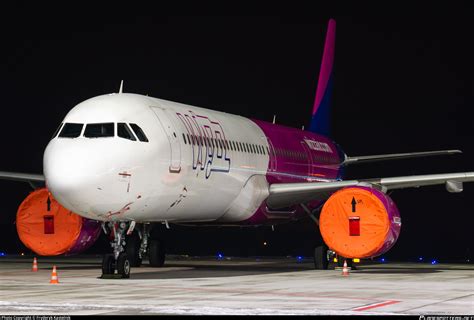 Ha Lvd Wizz Air Airbus A321 271nx Photo By Fryderyk Kastelnik Id