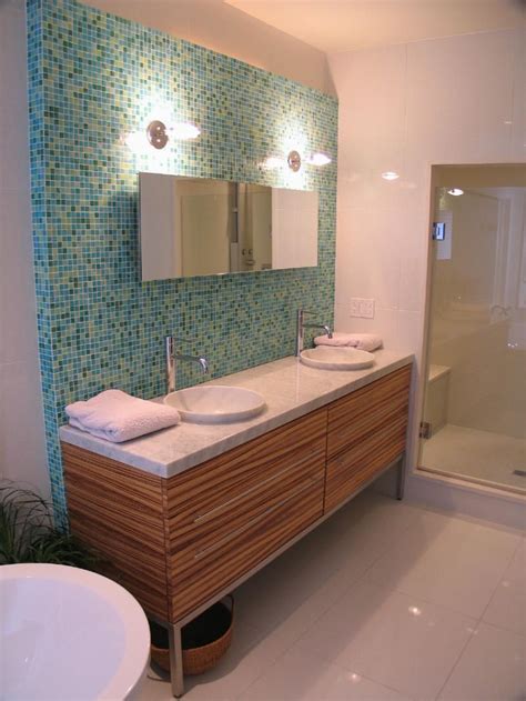 There are many bathroom vanity ideas that you can choose. Williams Creek Mid-Century Modern Master Bath | Mid ...
