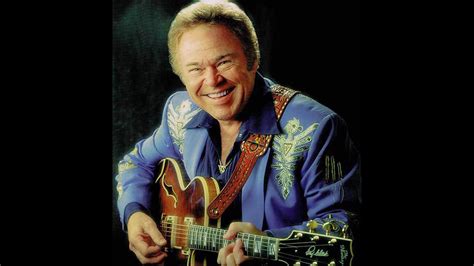 Legendary Country Musician ‘hee Haw Star Roy Clark Dead