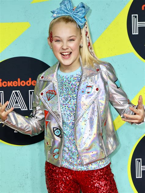 Jojo Siwa 2017 Nickelodeon Halo Awards In Nyc Celebmafia