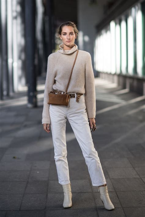 Sophisticated Minimalist Outfits For Early Fall All For Fashion Design