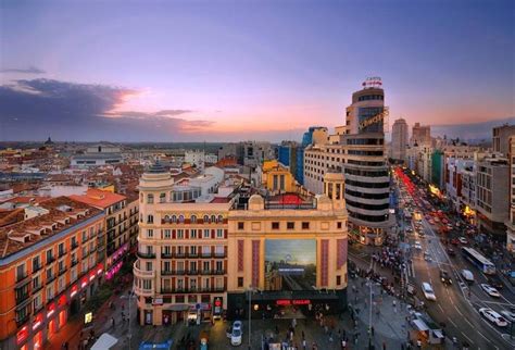 Madrid's inhabitants are called madrileños or matritense (in english madrileans). Plaza de Cascorro City Center, Madrid - Updated 2019 Prices