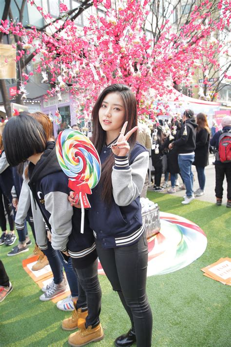 Discover more posts about 브레이브걸스. 시골주민 상훈의 직캠 블로그 :: 160312 화이트데이 기념 이벤트 ...