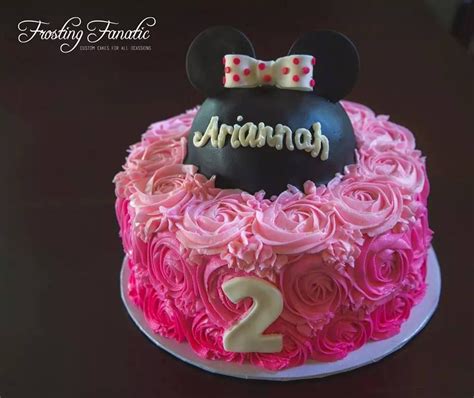 Buttercream Minnie Mouse Rosette Smash Cake With Fondant Accents By Frosting Fanatic