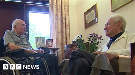 Polish War Veterans Reunited In Devon Care Home Bbc News