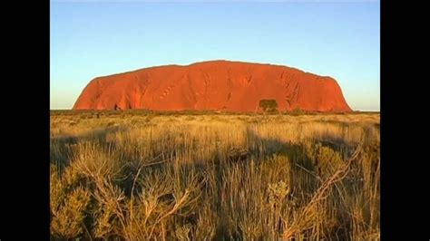 Australien (abgeleitet von lateinisch terra australis: Naturwunder Australien 15: Uluru (Ayers Rock) - YouTube