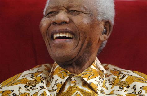 Lex Président Sud Africain Nelson Mandela Est Décédé à Lâge De 95 Ans
