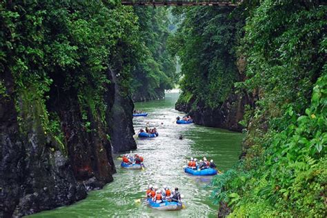 World Class Rafting On The Pacuare River Costa Rica