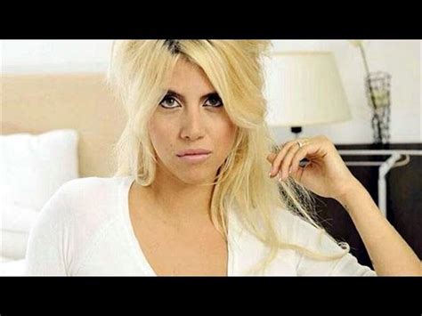 Wanda nara, yıllar önce eşini takım arkadaşıyla aldatmıştı! ¡Wanda Nara impresentable! - YouTube