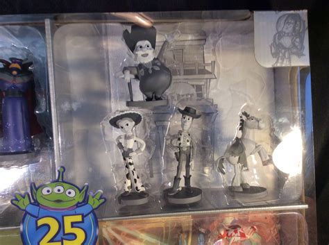 Disney Pixar 25th Anniversary Toy Story Special Edition Mega Figurine