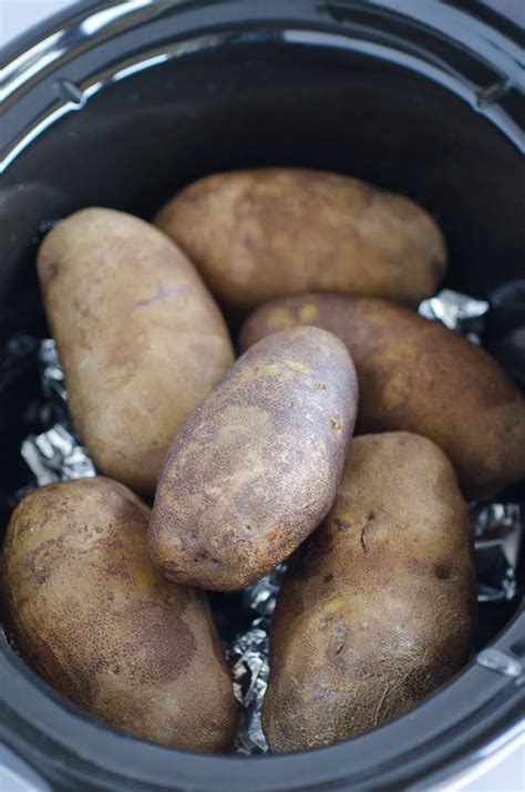 Directions fill crock pot with potatoes. How to Make Crock Pot Baked Potatoes