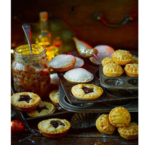 Good housekeeping the great christmas cookie swap cookbook: Cider and apple mincemeat 2014 | Recipe | Christmas baking ...