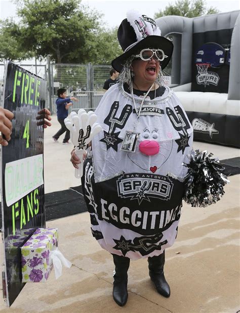 25 Types Of San Antonio Spurs Fans You Will Meet At The Game This Season